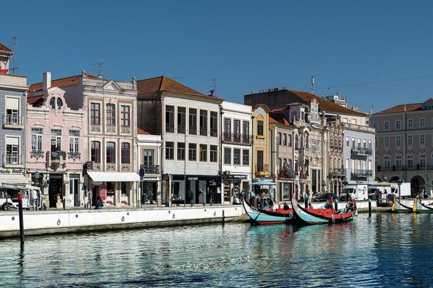 Aveiro Moments: Moliceiro Boat Tour through the Ria de Aveiro. 5