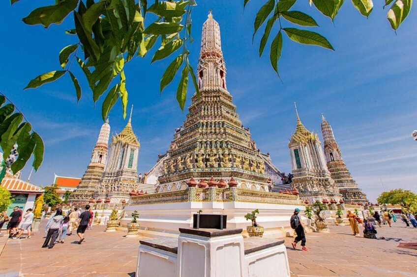 Grand Palace, Wat Phra Kaew, Wat Pho and Wat Arun Walking Tour From Bangkok 1