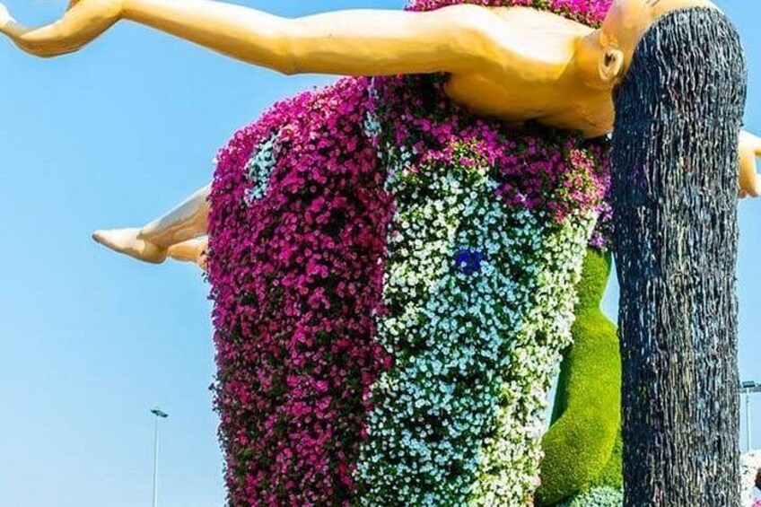 Dubai Miracle Garden – World’s Largest Floral Wonderland Paradise 2