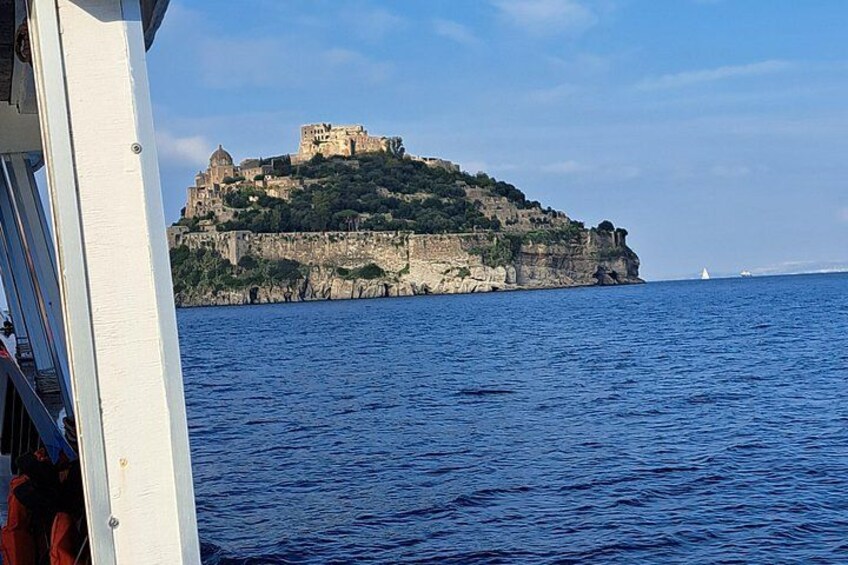 Aragonese castle 2