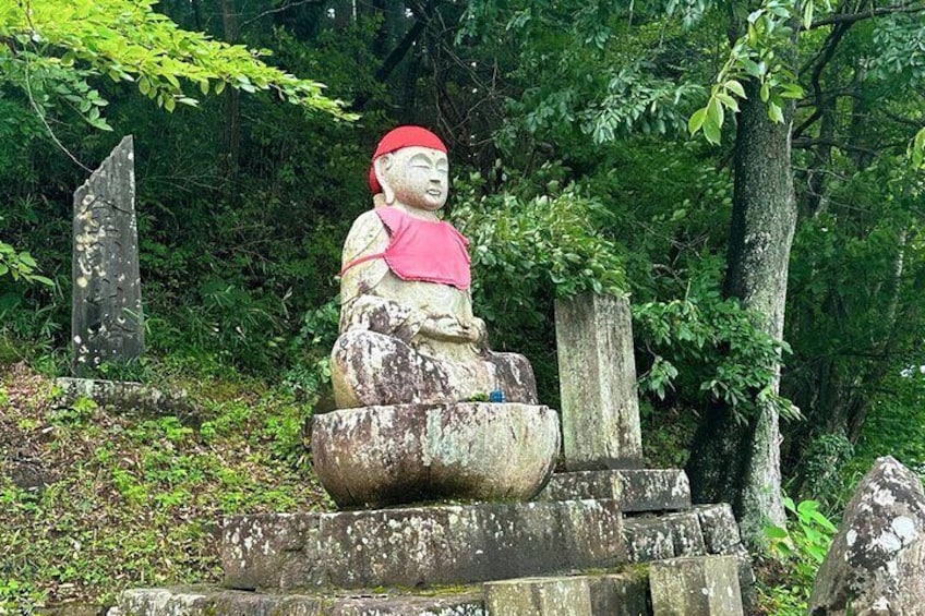 Hiraizumi: A World Heritage Journey Through the Pure Land 2
