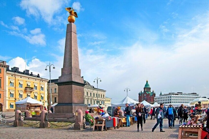 Helsinki Layover & Highlights Tour with Private Airport Transfer 2