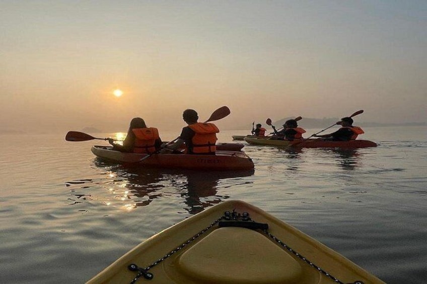 Sunset Kayaking in Brahmaputra River 5