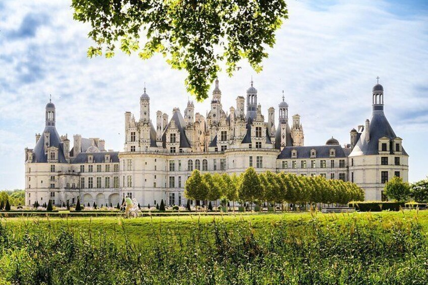2 Loire Castles Chambord & Chenonceau - with Hotel Pick Up 3