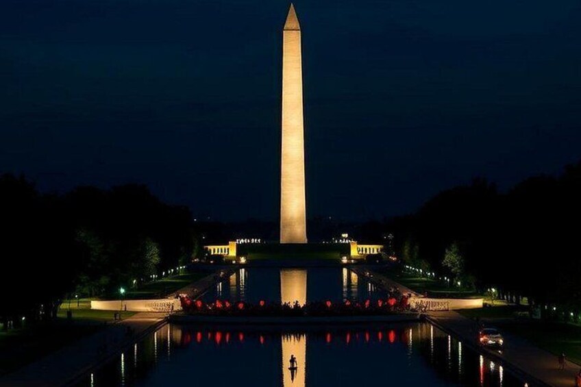 American Monuments Moonlight Night Guided Open-Air Cruiser Tour 2