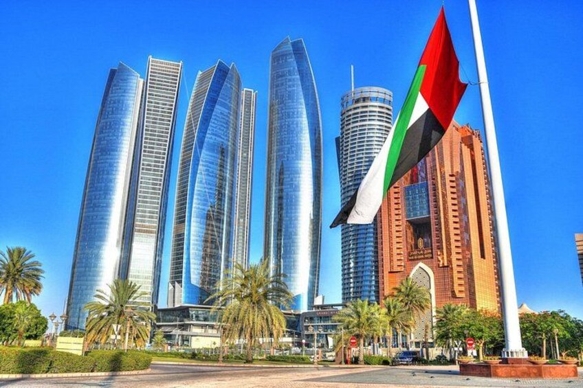 Abu Dhabi Private City Tour Culture and Modern Landmarks 3