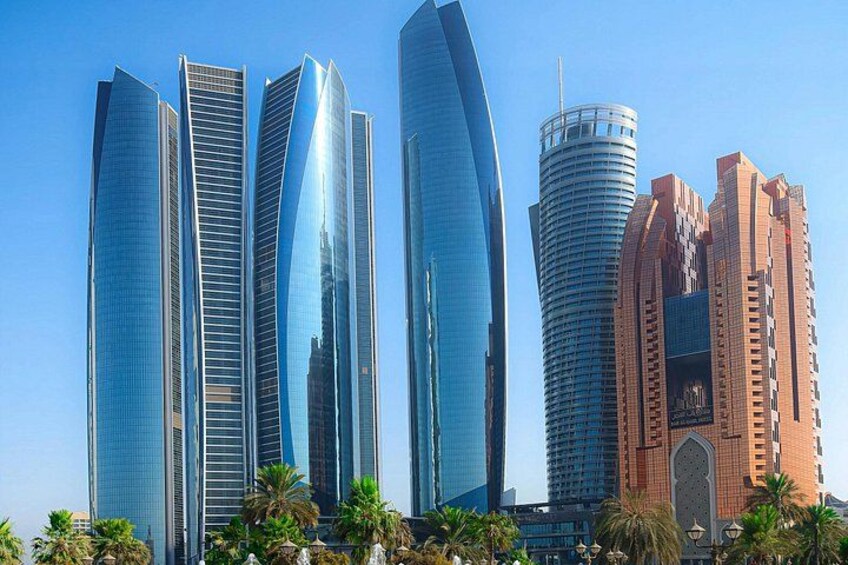 Abu Dhabi Private City Tour Culture and Modern Landmarks 4
