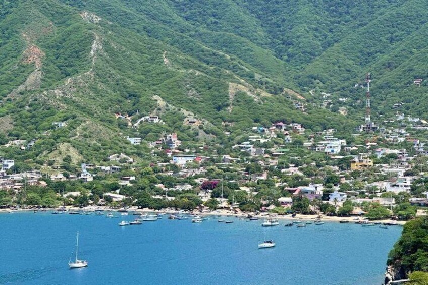 City tour of Santa Marta: history, culture and Caribbean charm 1