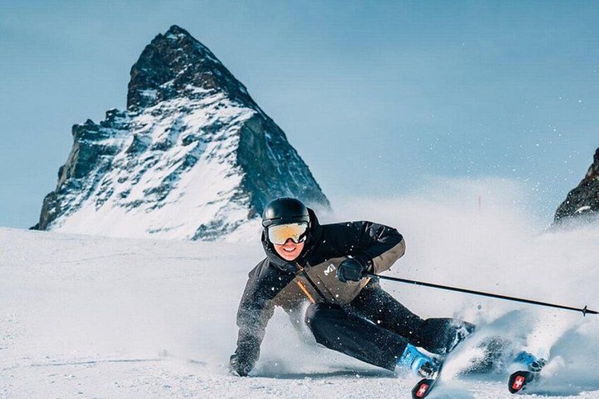 Zermatt: Private Ski Lesson & Guided Matterhorn Slopes Experience 3