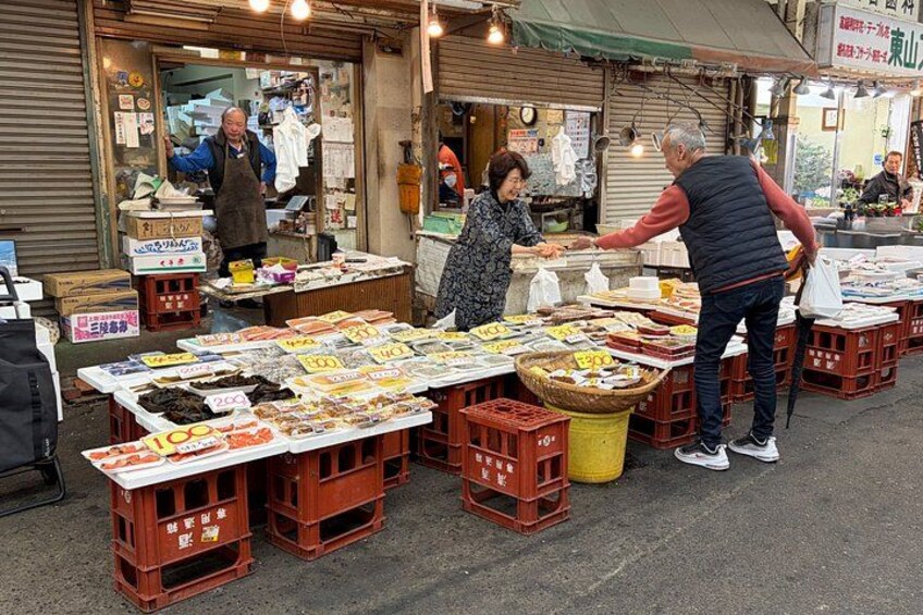 Kobe Food Tour: 10 dishes at Market/Chinatown; Kobe Beef Included 4