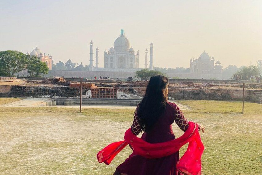 Same Day Taj Mahal Tour by Car from Delhi 1