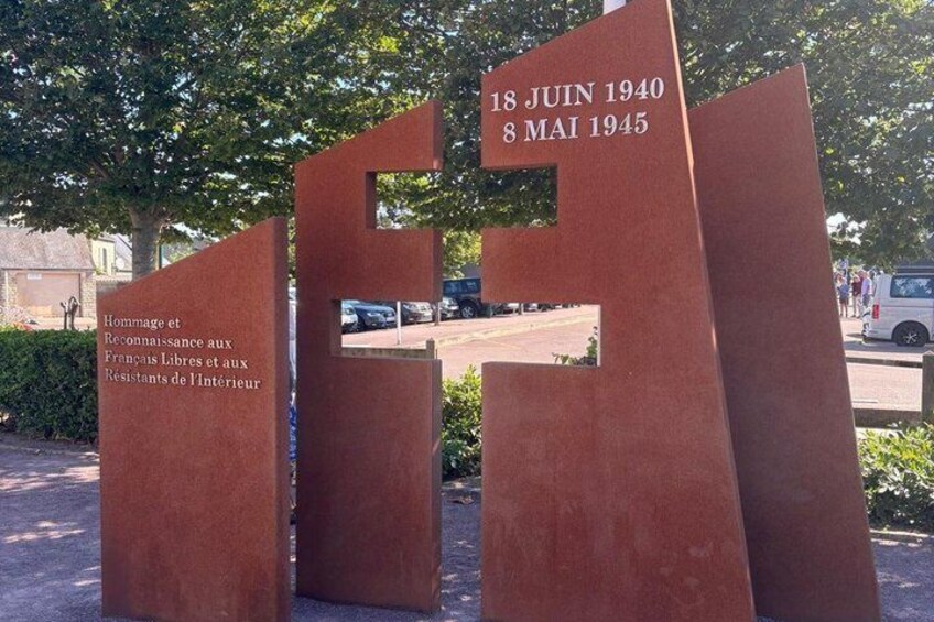 Honfleur Shore Excursion: Private D-Day Beaches Tour 5