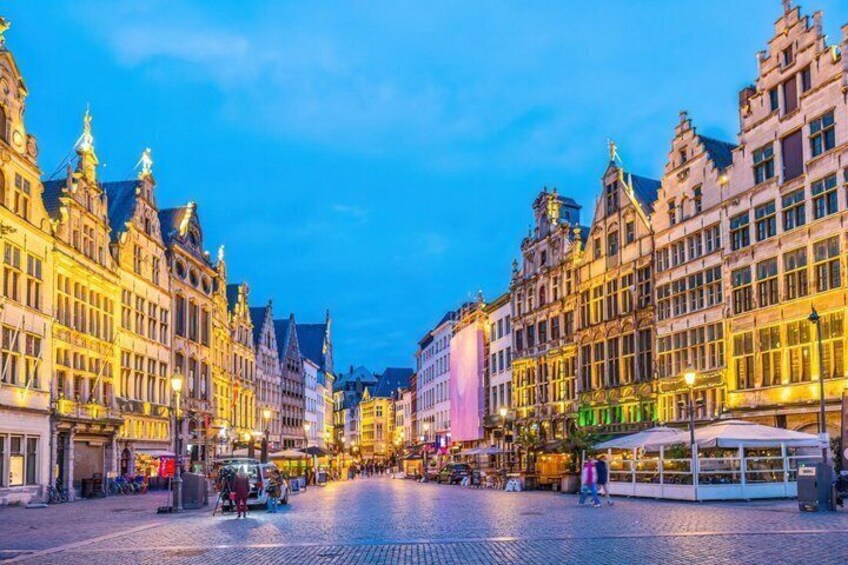 TOP Antwerp : Private Guided Tour with your mobile 3