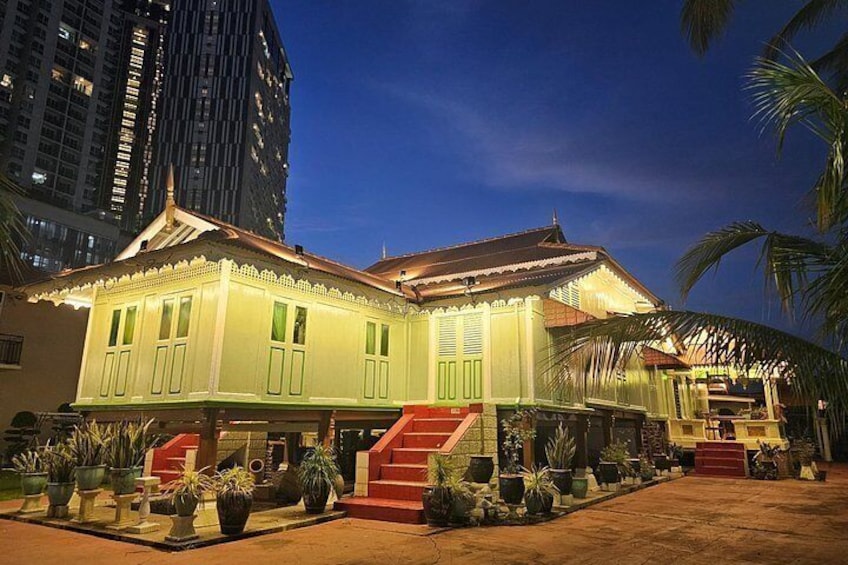 Melaka Meals Food Tour with 15+ Tastings 2