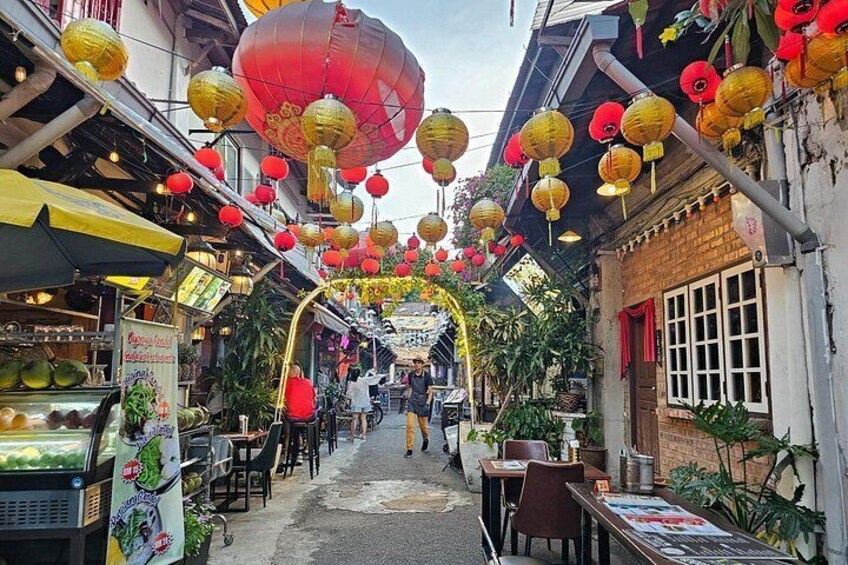 Melaka Meals Food Tour with 15+ Tastings 5