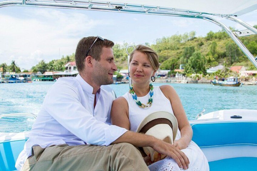 Discover Nha Trang Bay: Day Cruise with Snorkeling, Kayak & Lunch 4