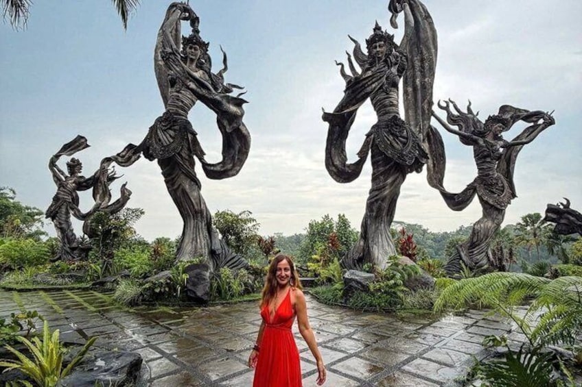 Ubud Zipline Adventure ,Rice terrace and Waterfall Tour 2