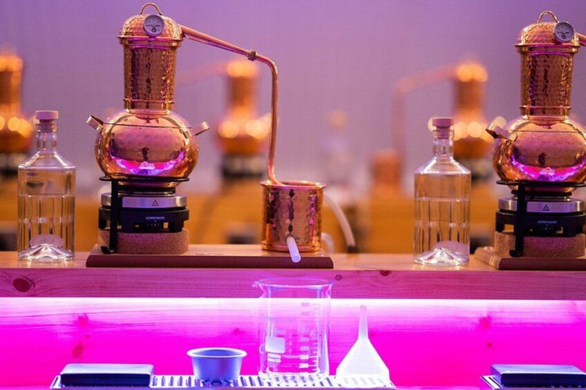 Discover the Aberdeen Gin School 2