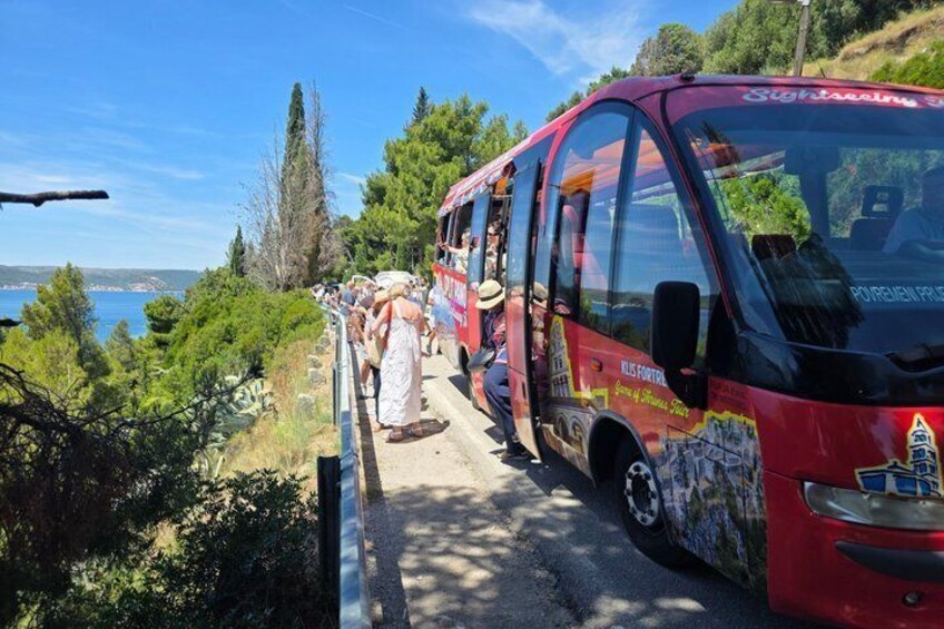Split Panoramic Sightseeing Bus Tour with Audio Guide 5
