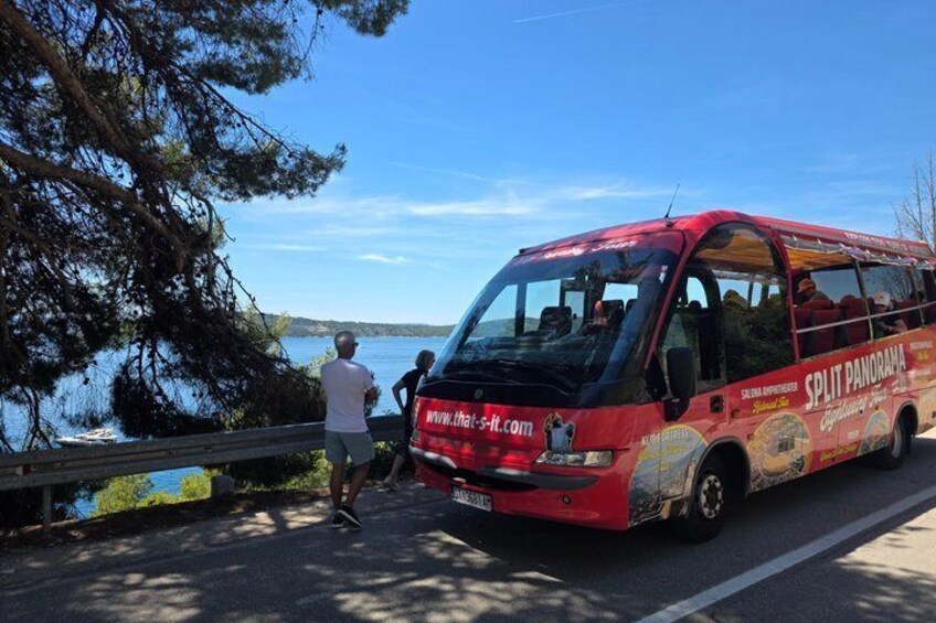 Split Panoramic Sightseeing Bus Tour with Audio Guide 3
