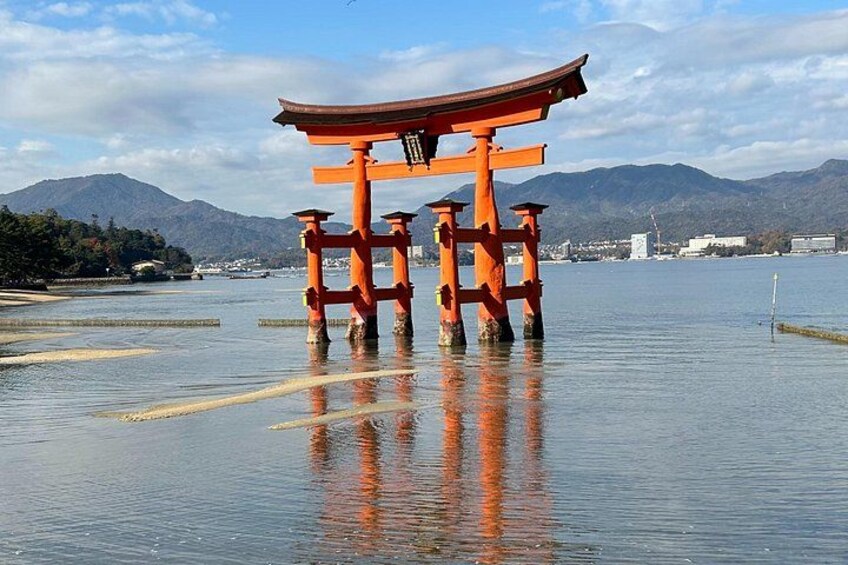 Hiroshima & Miyajima: 2 UNESCO Sites 1-Day Small Group Tour 2