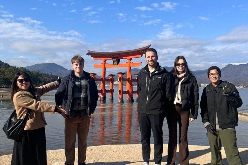Hiroshima and Miyajima 6 and half Hour Guided Tour 4