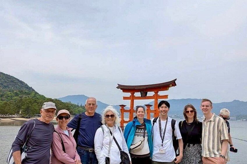 Hiroshima & Miyajima: 2 UNESCO Sites 1-Day Small Group Tour 4