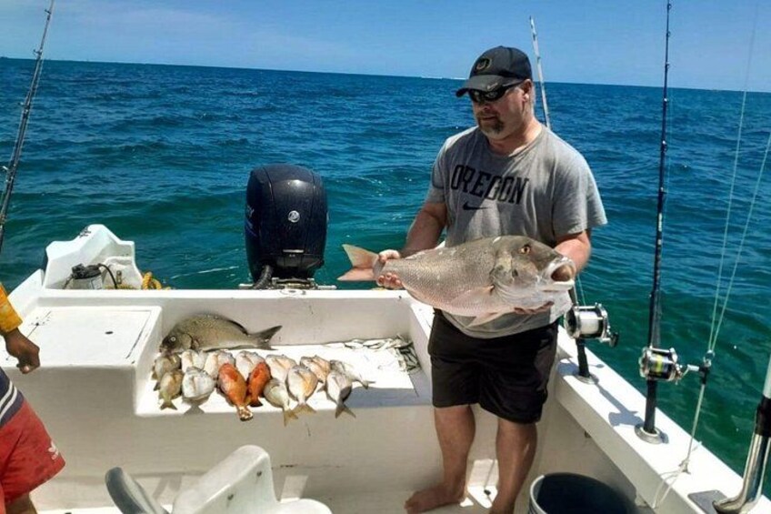 Boat Fishing Tour, Puerto Morelos King Mackerel, 29' 4