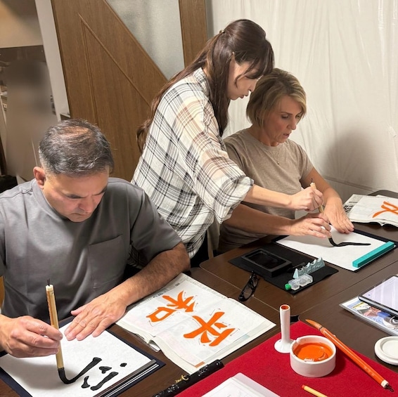 Picture 28 for Activity Fukuoka: Japanese Calligraphy Class with Souvenir 4