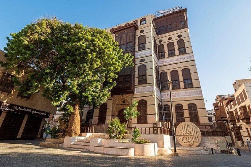 Full Day Jeddah City Highlights Tour Hotel Pickup and Drop off 4