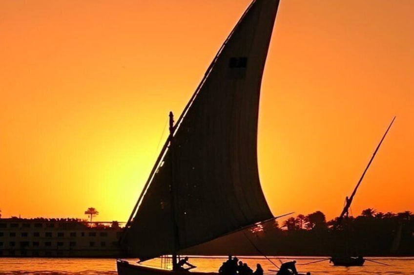 Luxor sailing lucky smile 2