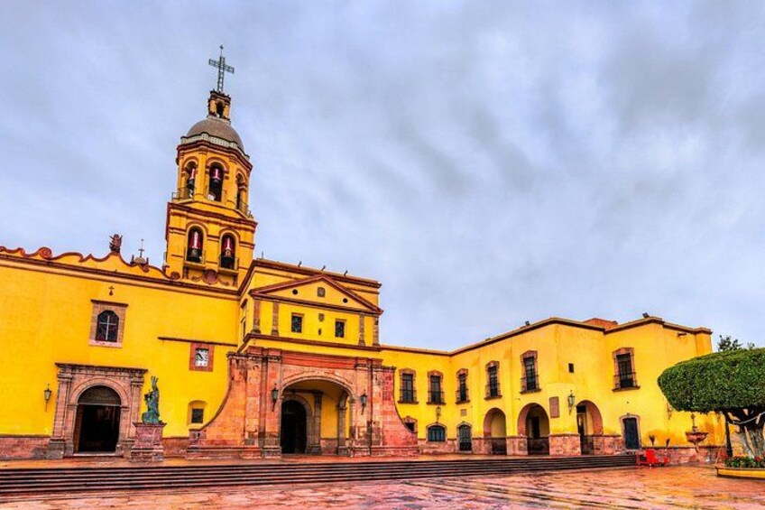 Private Day Trip from Mexico City to San Miguel and Queretaro 2