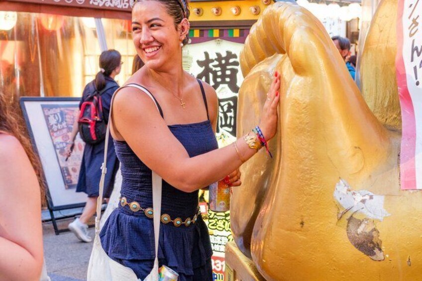 Osaka: Mysterious Back Alleys & BBQ Dinner 1