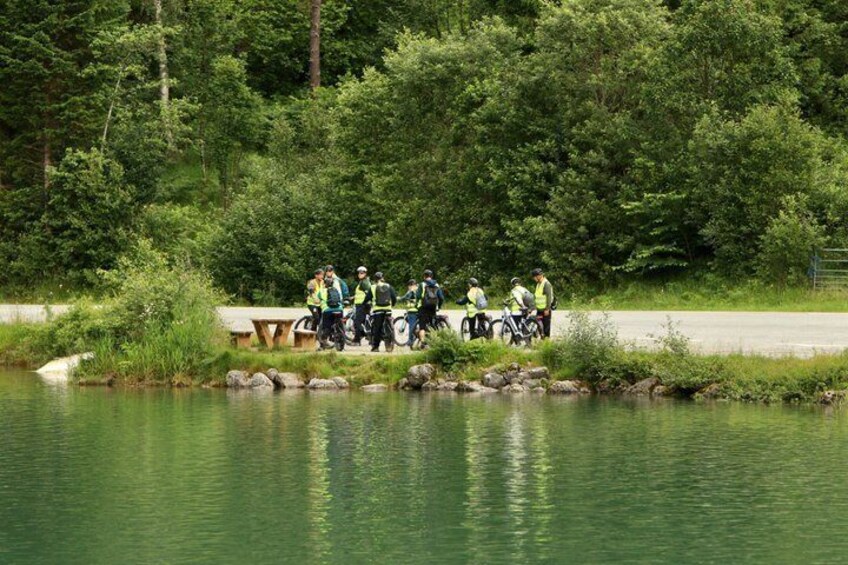 Olden: Scenic E-Bike Tour with Lakeside Picnic & Fjord Views 2