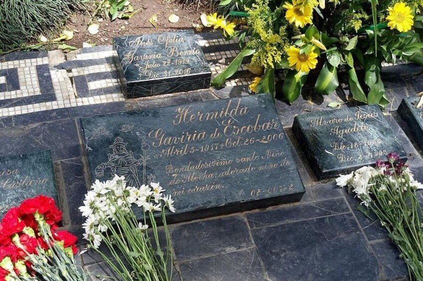 Pablo Escobar in Medellin : The Places That Tell Your Story 3