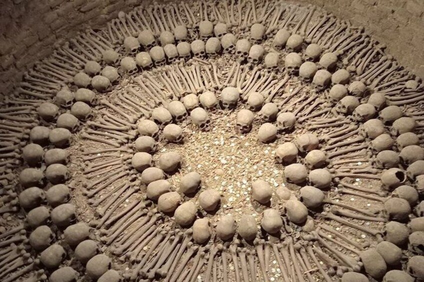 Explore Lima : City Tour + Catacombs included 5