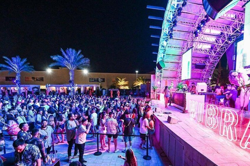 From reggaeton to bachata—Vegas understood the assignment. 4