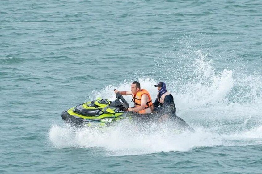 Pattaya Sunset Yacht 3 Island Tour with Buffet and Snorkeling 5