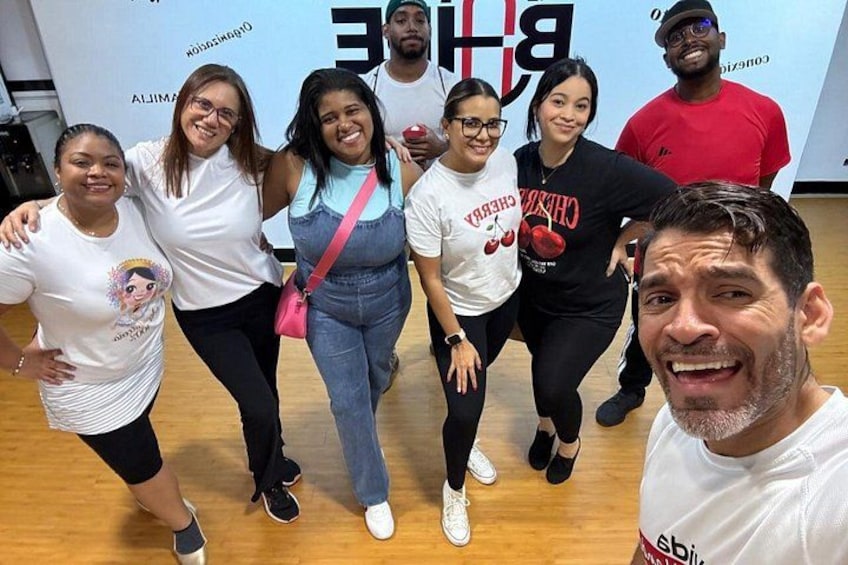 Salsa Dance Class in Panama City 4