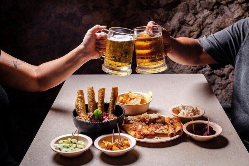 Twilight Tastes Food Tour with 15+ Tastings 5