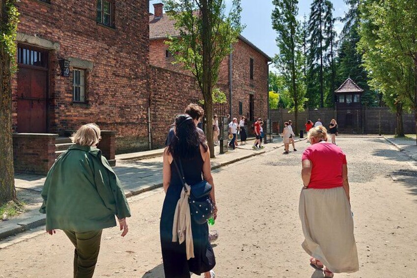 Auschwitz & Birkenau Small-Group Guided Tour with Hotel Pick-Up 5