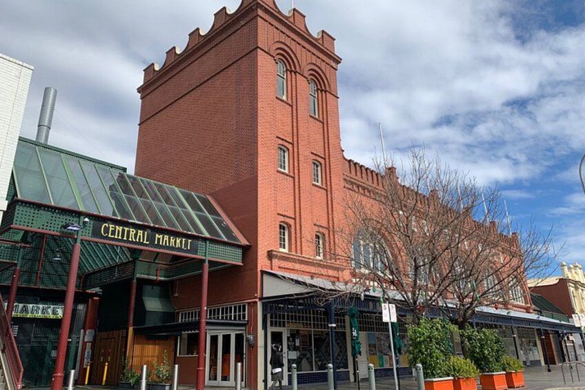 Adelaide Gems in a Day: Hahndorf, Glenelg Beach, City Tour 6.5hrs 2