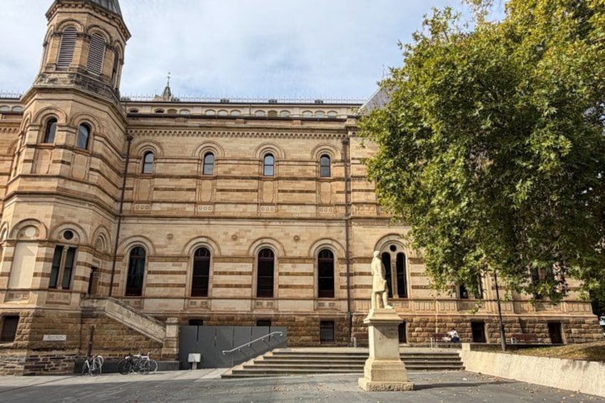 Adelaide Gems in a Day: Hahndorf, Glenelg Beach, City Tour 6.5hrs 5