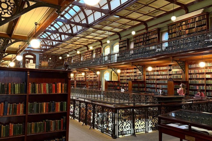 Adelaide Gems in a Day: Hahndorf, Glenelg Beach, City Tour 6.5hrs 4