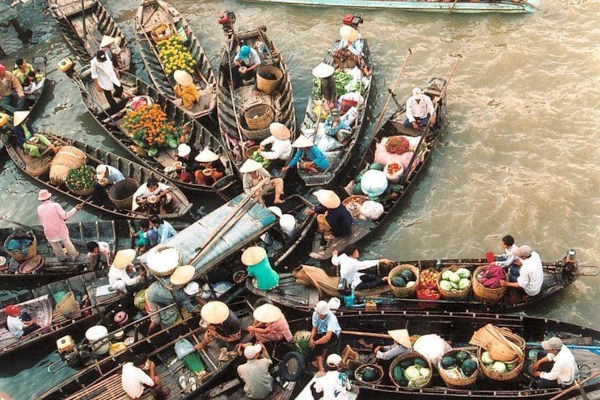 Explore the Mekong Delta,Cai Be & Tan Phong Island in a Day 4