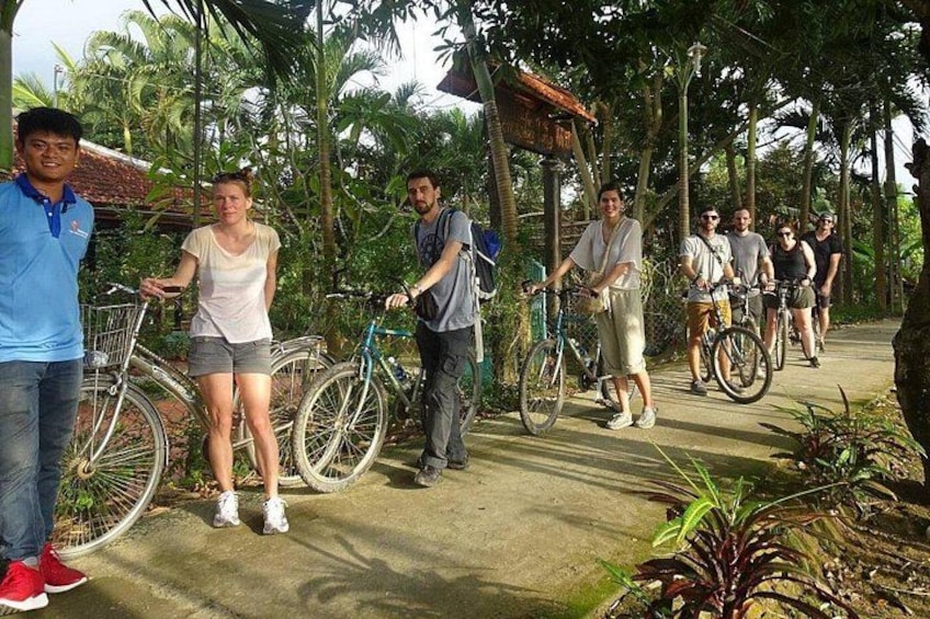 Explore the Mekong Delta,Cai Be & Tan Phong Island in a Day 3