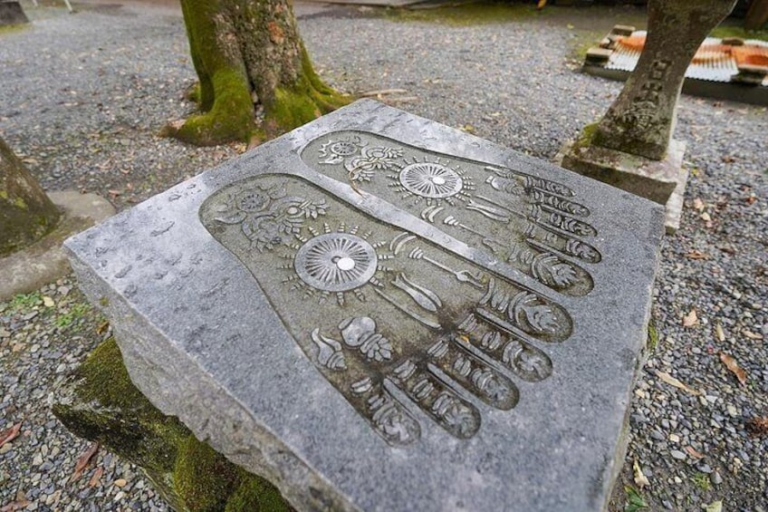 Osaka Early Bird Trail in Katsuo-ji and Minoh Falls 3