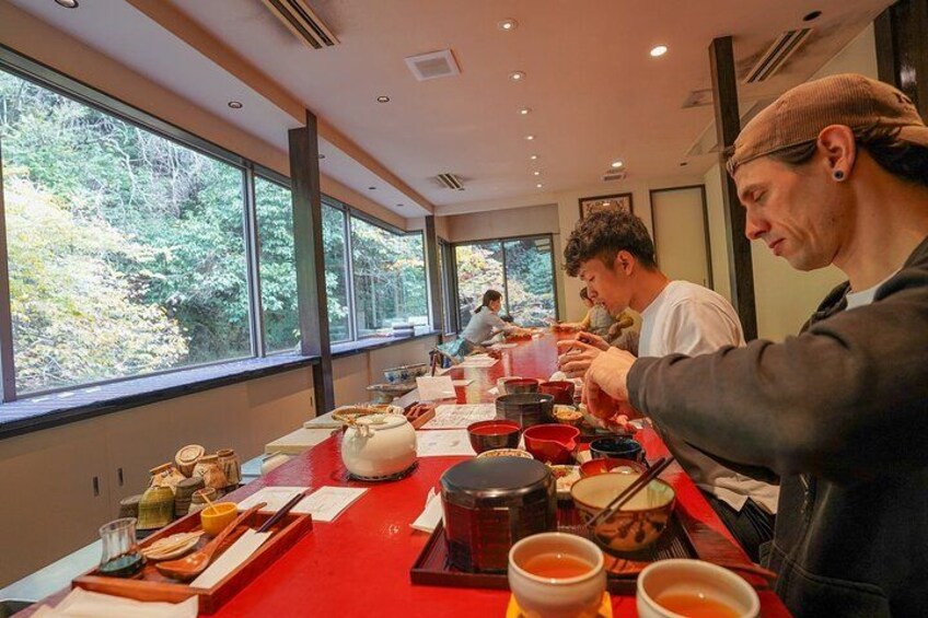 Osaka Early Bird Trail in Katsuo-ji and Minoh Falls 2