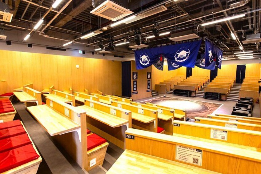 Kyoto Sumo Entertainment Show with Chicken Hot Pot and Geisha 2