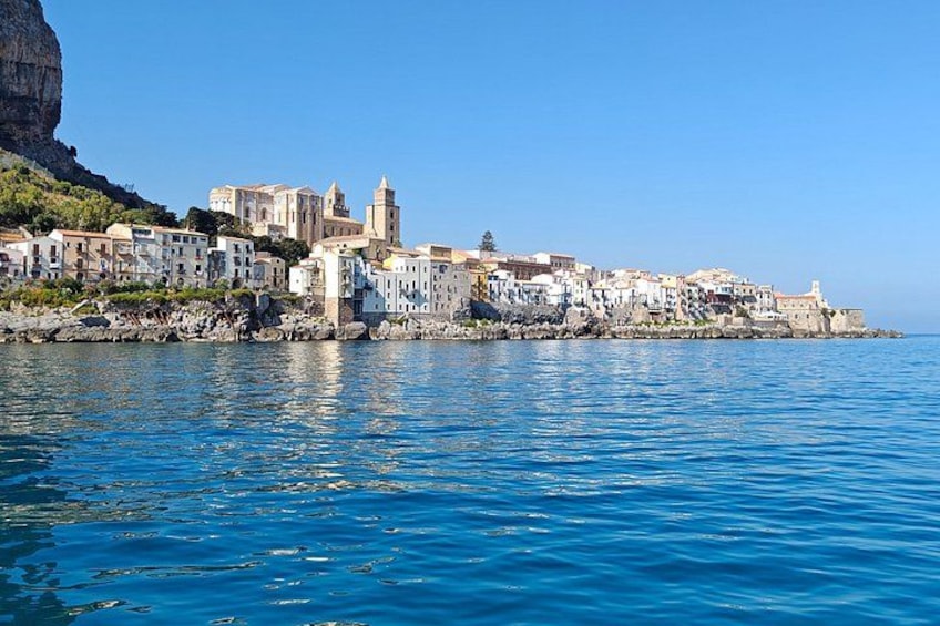 Cefalù Private Sunset Tour with Snorkeling and Aperitif. 5